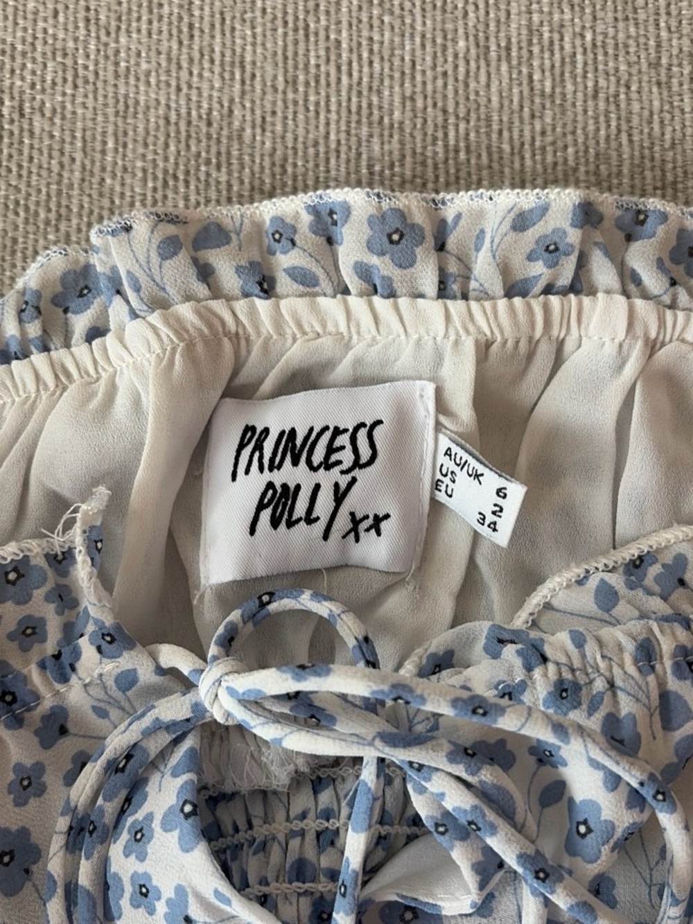 Princess Polly Blue Floral Smocked Crop Top - Picture 3 of 4
